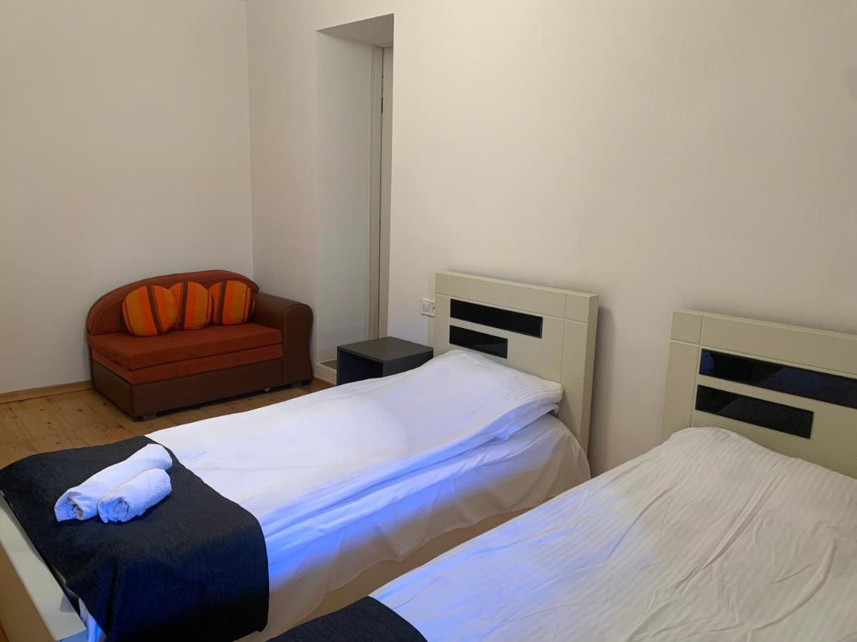 Hotel Lemi Mestia Eksteriør bilde